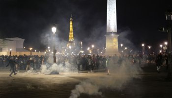 Макрон просчитался. Францию захлестнули  массовые протесты