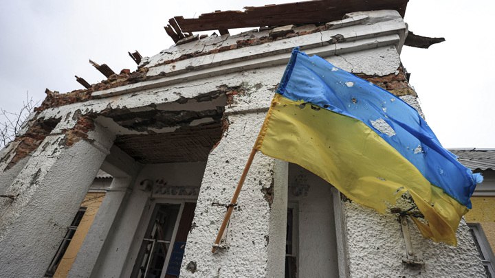 С посольства Литвы в Швеции пропал украинский флаг